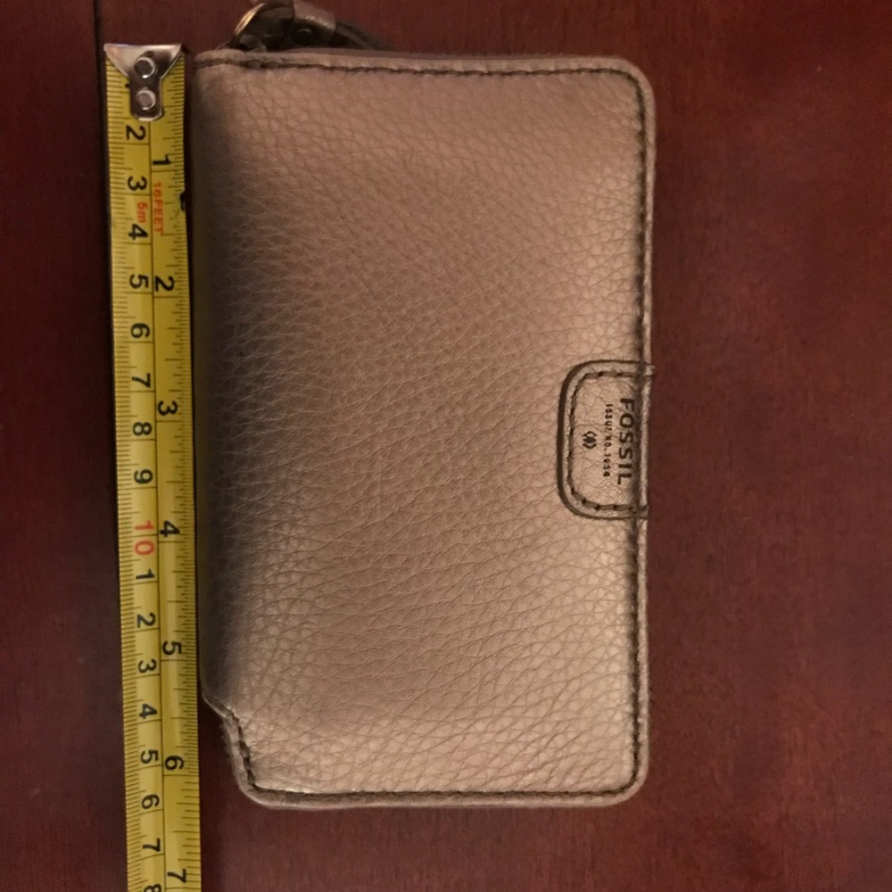 Fossil Wallet